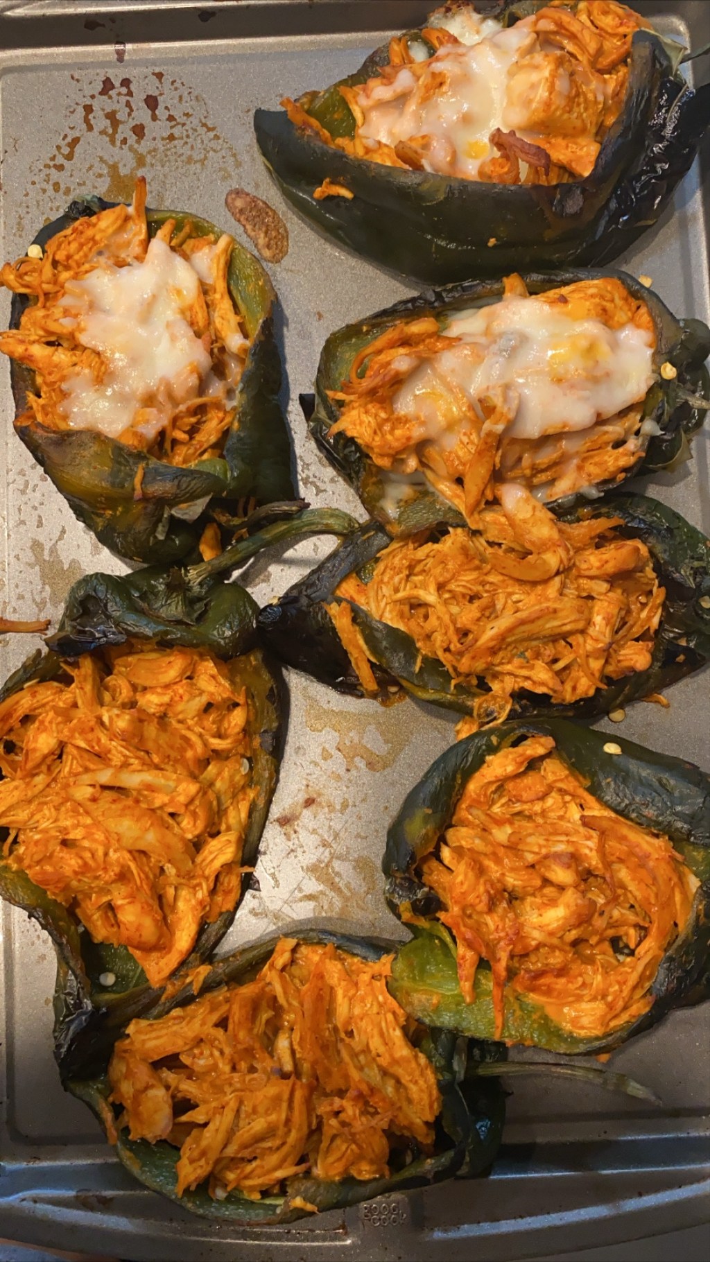 Chiles Rellenos con Chicken Chipotle